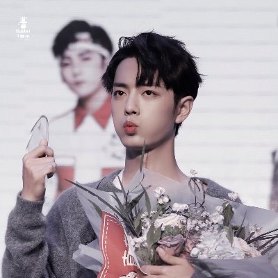 Profile Picture of Shelly Zhao (@shelly19zhao) on Twitter