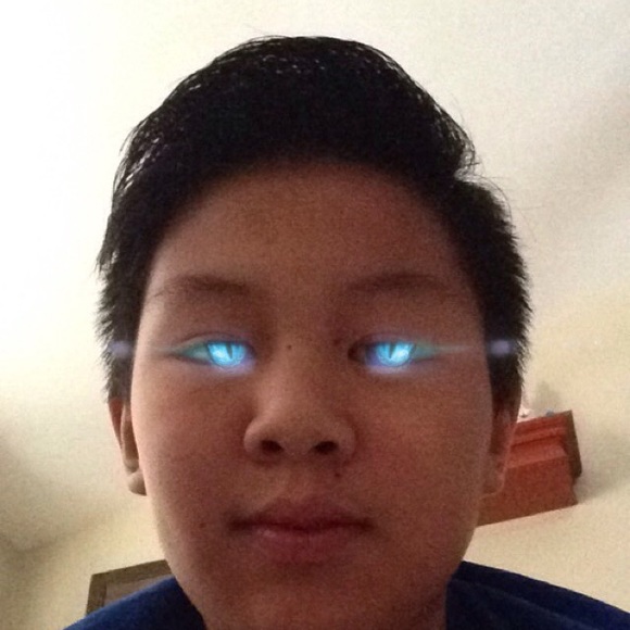 Profile Picture of Kevin Tu (@kevin239) on Poshmark