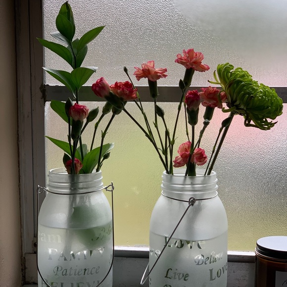 Profile Picture of Daniela Pallone (@thecontentgal) on Poshmark