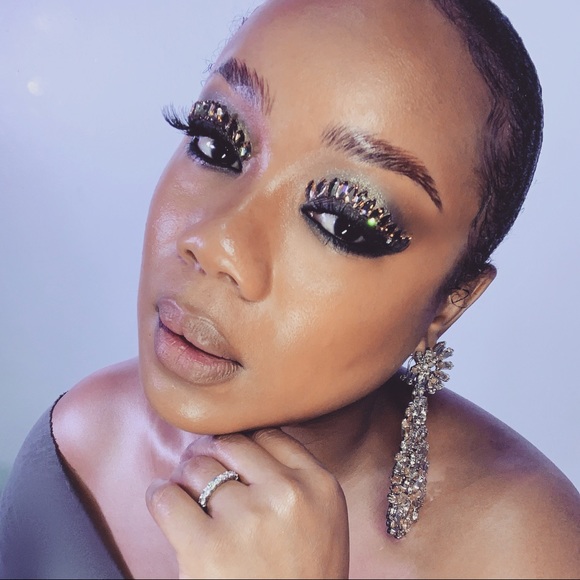 Starr Blackshere - Poshmark Profile Picture of Starr Blackshere (@blackshere) on Poshmark