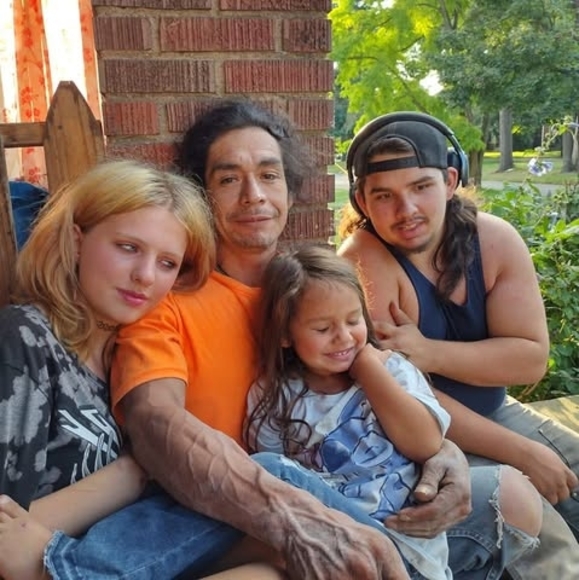 Profile Picture of Kerry Meeder (@meederkerry) on Poshmark