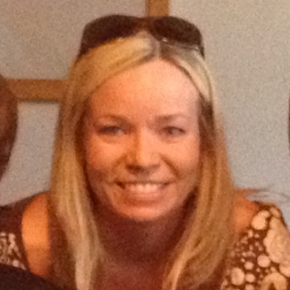 Profile Picture of Tammy Dobbs (@tfdobbs) on Poshmark