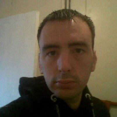 Profile Picture of Jon Robert Earley (@jonrobertearley) on Twitter