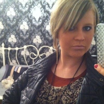 Profile Picture of Vicky Neal (@NealVicky) on Twitter