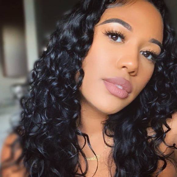 Profile Picture of Danet Morton (@danetchantell) on Poshmark