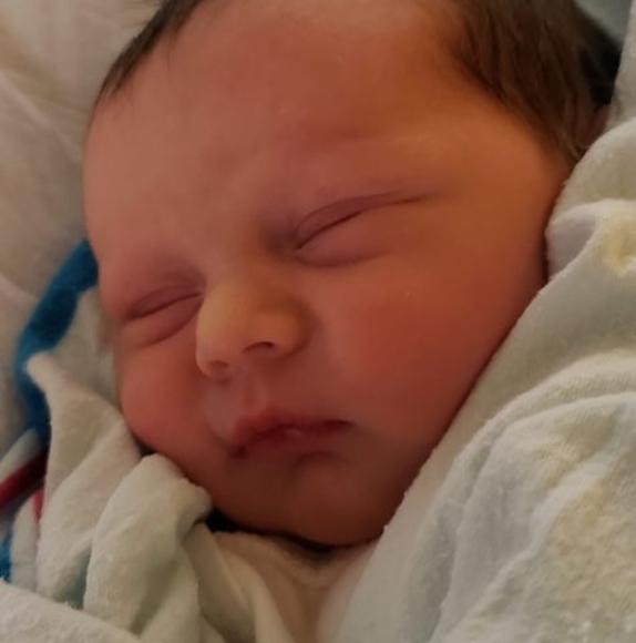 Profile Picture of Alice Parker (@leveeann) on Poshmark