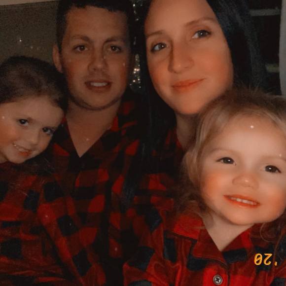 Profile Picture of Lorelei Anderson (@lorelei96) on Poshmark