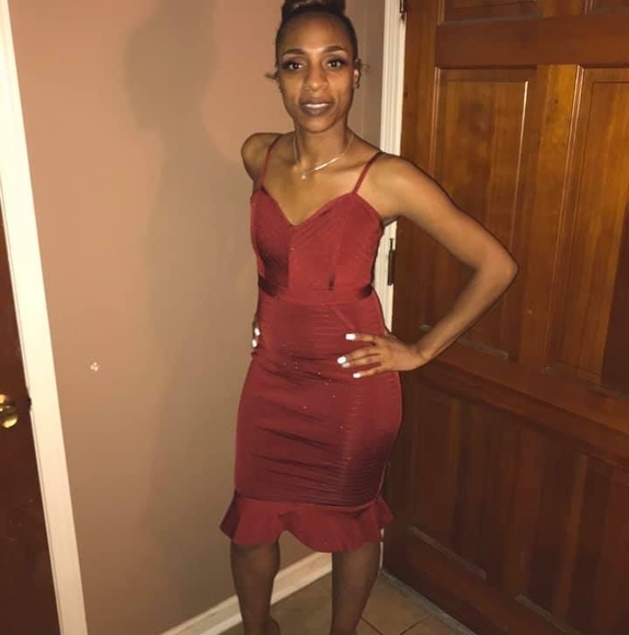 Profile Picture of Reshonda Jones (@reshonda_j) on Poshmark