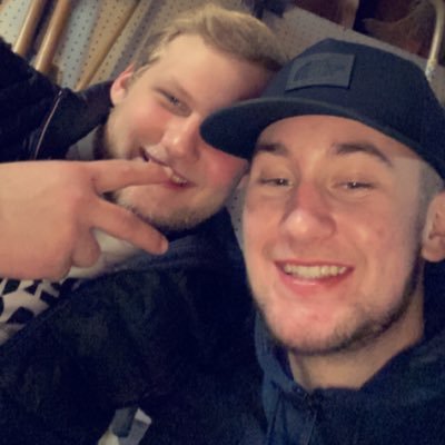 Profile Picture of Ryan Walgren (@officialrmw) on Twitter
