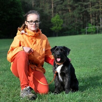 Profile Picture of Lara Winter (@LaraWinter2) on Twitter