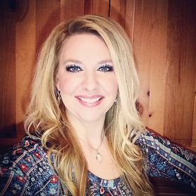 Profile Picture of Juliana Jenkins-Gaciarek (@fionajuliana) on Pinterest