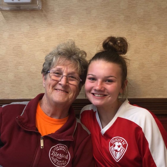 Profile Picture of Brooklynn Wehrum (@wehrumbr21) on Poshmark