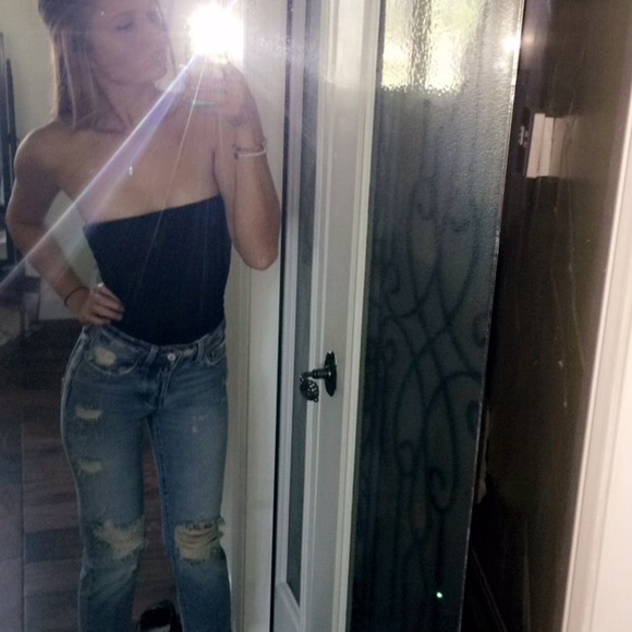 Profile Picture of Shelby Grebenc (@shelbyjg123) on Poshmark