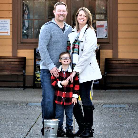 Jocelyn Watkinson - Poshmark Profile Picture of Jocelyn Watkinson (@j_watkinson) on Poshmark