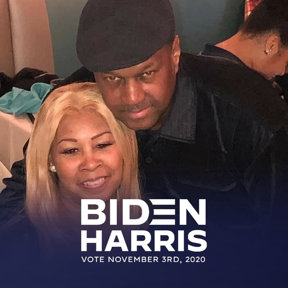 Profile Picture of Phyllis Long (@phyllis_long) on Poshmark