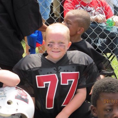 Profile Picture of Kyle (@Kylekinard2004) on Twitter