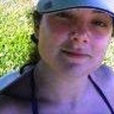 Profile Picture of Hilda Lima (@hildabreakdown) on Twitter