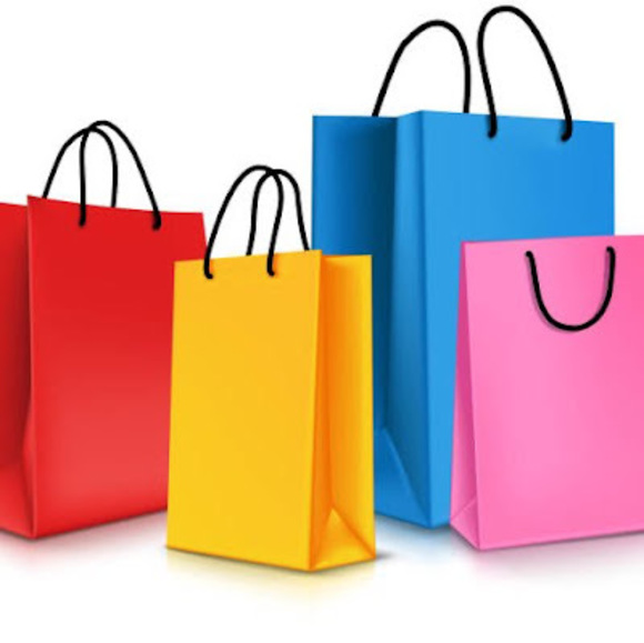 Profile Picture of Tricia Heckstetter (@thshoppin) on Poshmark