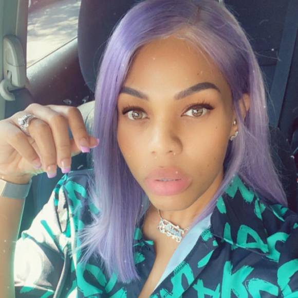 Profile Picture of Toni-ann Maragh (@diamondflawless) on Poshmark