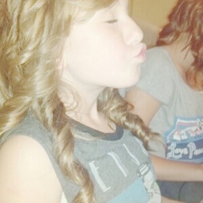 Profile Picture of Alexandra Boyer (@Alexandra_Boyer) on Twitter