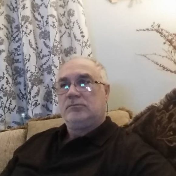 Profile Picture of Agim Duma (@agim2506) on Poshmark