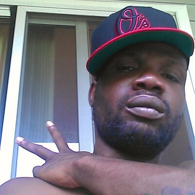 Profile Picture of Emory Wright (@skywalkerdinero) on Twitter