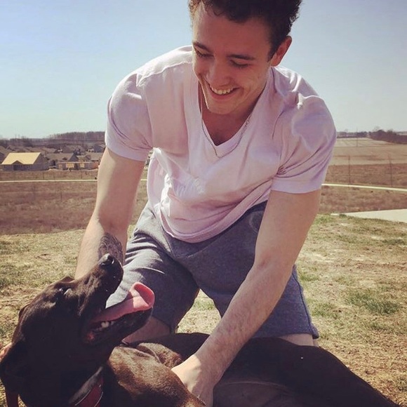 Profile Picture of Clay Roberts (@clay_robob) on Poshmark