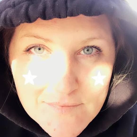 Profile Picture of Stefanie Gubera (@steffibabee) on Poshmark