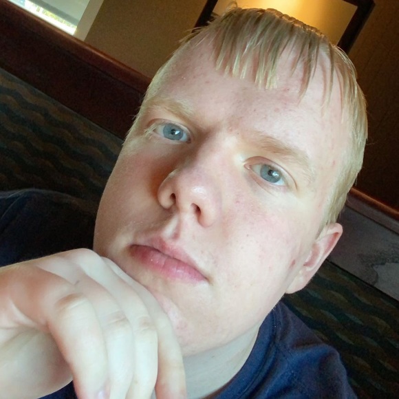 Profile Picture of Brent Stephens (@brentstephen415) on Poshmark