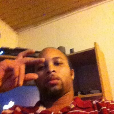 Profile Picture of Tony Herring (@Tone87bone) on Twitter