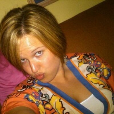 Profile Picture of Clarissa Hall (@Clarissa122004) on Twitter