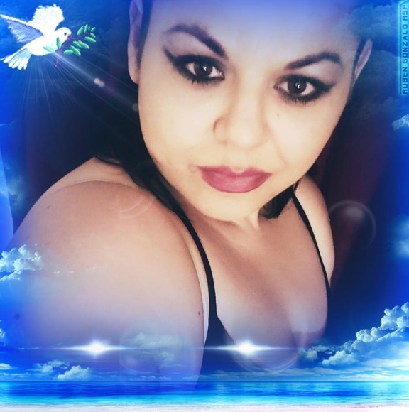 Profile Picture of Patricia Camacho (@patriciacama392) on Poshmark