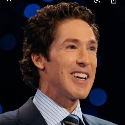 Profile Picture of Christopher Graves (@gravyondabass) on Twitter