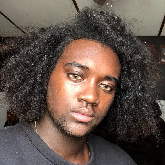 Profile Picture of Tony Epps (@tonyepps1) on Poshmark