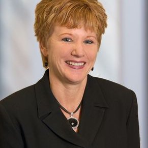 Profile Picture of Heather Matthews (@Mattheh0) on Twitter