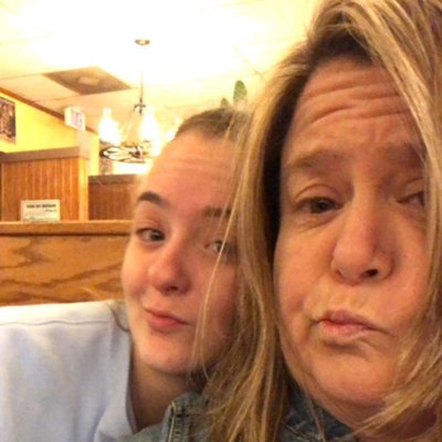 Profile Picture of keri ashurst (@kstrick155) on Twitter