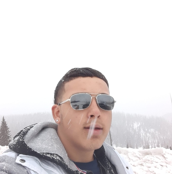 Profile Picture of Kainen Johnson (@ytnkj07) on Poshmark