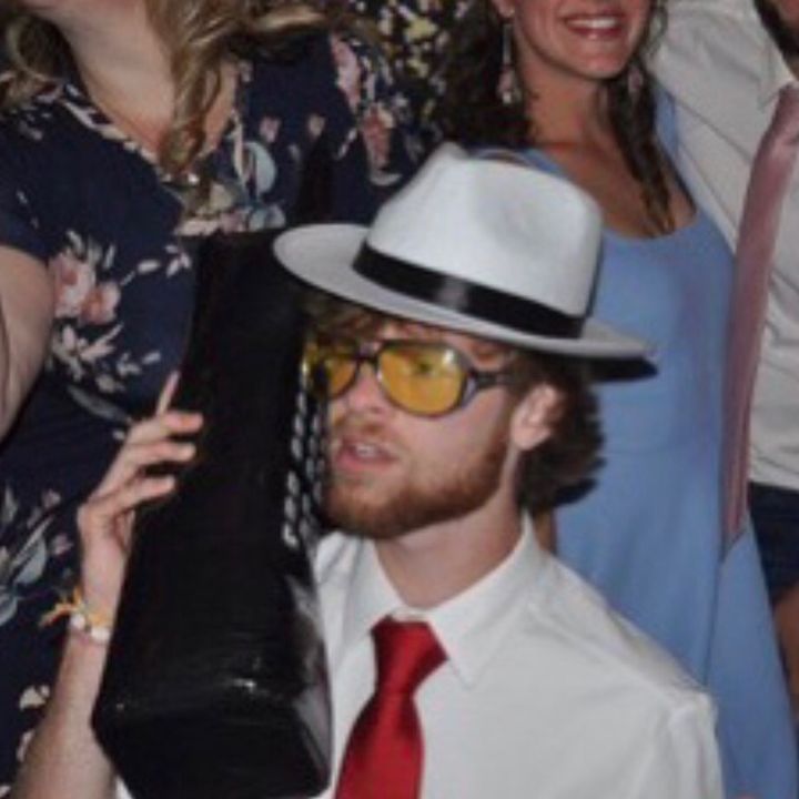 Profile Picture of shweeners (@stephensweens) on Tiktok