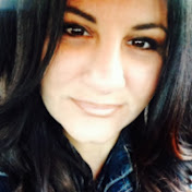 Profile Picture of Heidi Ragan (@heidiragan) on Youtube