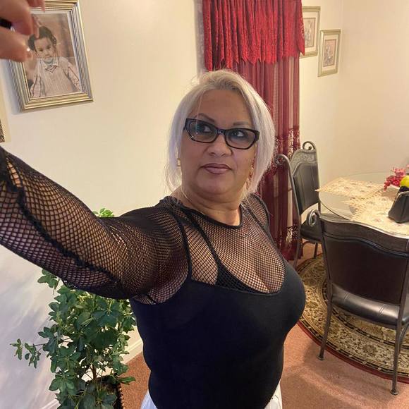 Profile Picture of Lucia Roman (@maribi) on Poshmark