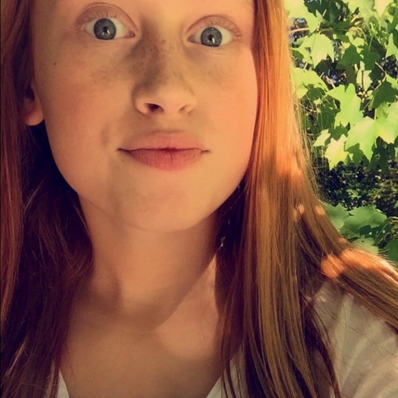 Profile Picture of Marissa Snook (@marissasnook_) on Poshmark