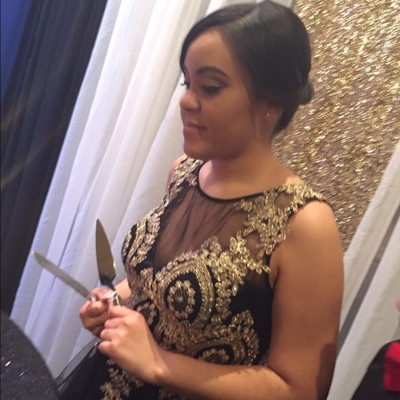 Profile Picture of Diana Estevez (@illynana) on Poshmark