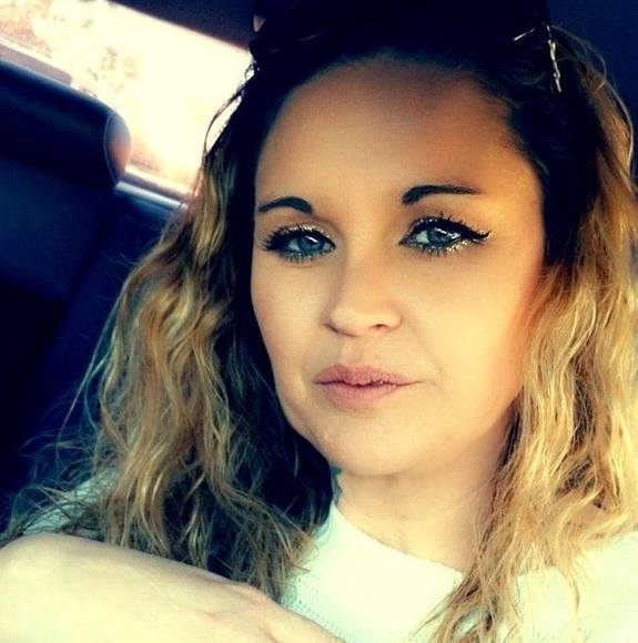 Profile Picture of Stephanie Sansoucie (@stephaniesansou) on Poshmark