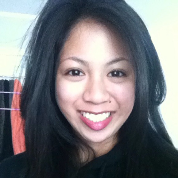Profile Picture of Janelle Raymundo (@nellemundo) on Poshmark