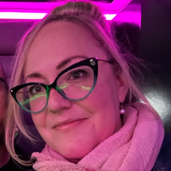 Profile Picture of Lucy Ransdell (@lalalalucy324) on Poshmark