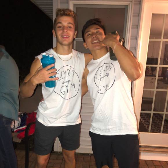 Profile Picture of Matthew Gilabert (@gilabert0804) on Poshmark