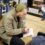 Profile Picture of Robin Stokes (@bobbystoked) on Youtube