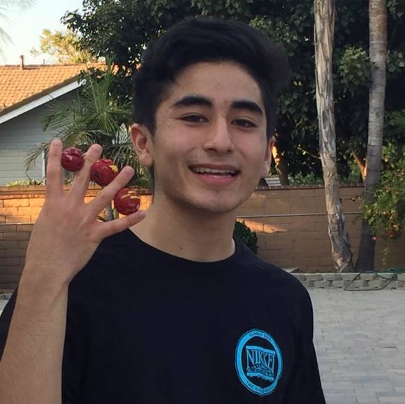 Profile Picture of Matthew Maeshiro (@mythicalbadas) on Poshmark