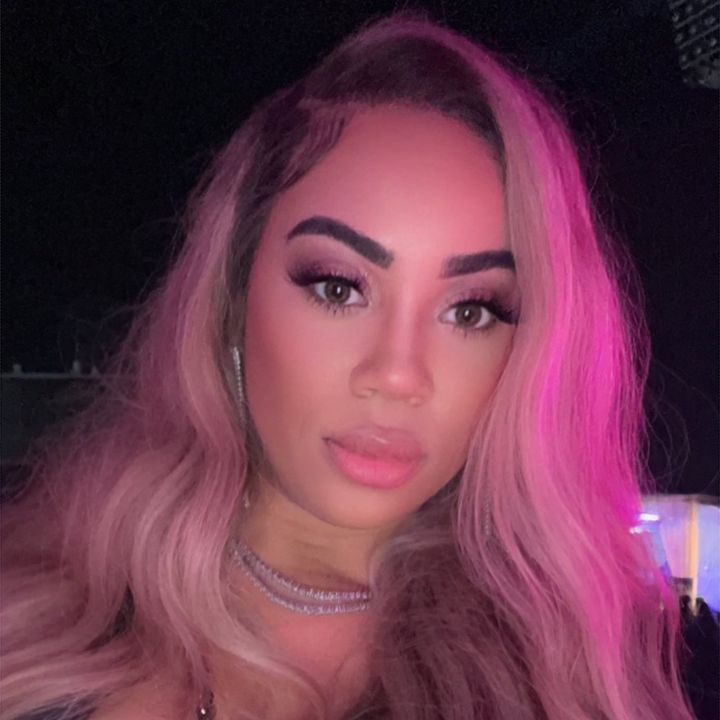 Profile Picture of JuliaZy (@juliazy1456) on Tiktok