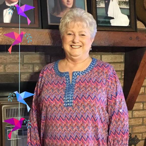 Profile Picture of Aileen Jones (@aileenjones82) on Poshmark